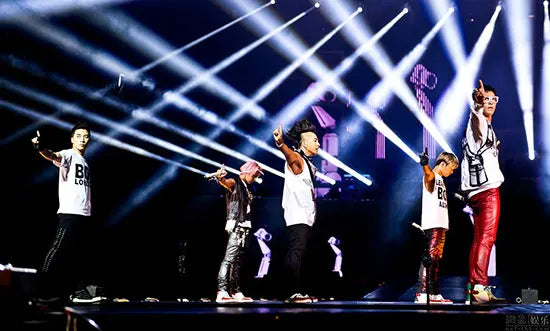 200W LED COB Wash Audience Light 2eye 2x100W Flood Stage Light LED Matrix Blinder Light DMX Stage Uplighting For Show Conce Aimak Store