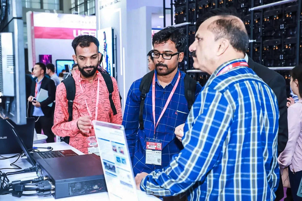 17.3 Inch Portable TV  12 Volt TV DVB-T2 Digital Battery TV for Car Suitable for Outdoor and Kitchen Use Aimak Store