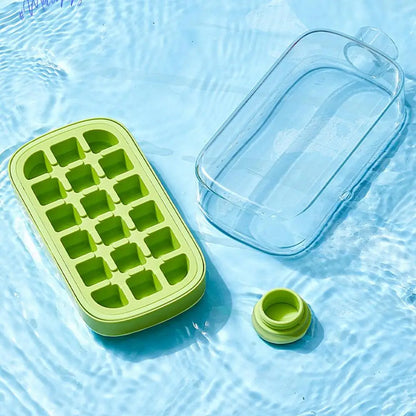 Portable  Silicone Freezer Ice Trays zero-contact pressure ice cube mold Whiskey Ice Cream Silicone Water Bottle Ice Cube Maker