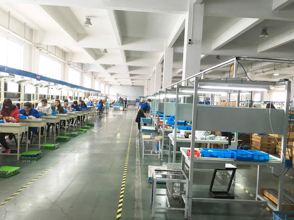 AJF Large Waterproof Outdoor Metal Mailbox Parcel Delivery Drop Box Wall Mount Home Garden Use Steel Newspaper Storage Post Lock Aimak Store